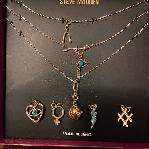 Steve Madden Jewelry - Steven Madden Gift set